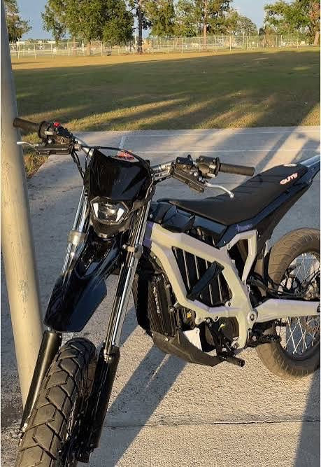 (Powder coated) ultra bee (24 or 25)